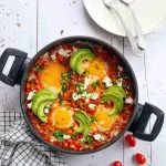 ketogeeninen-ruoka-keto-Shakshuka-scaled